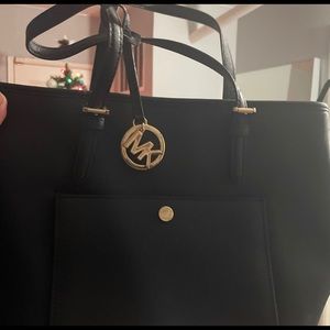 michael kors purse